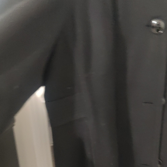 Gallery Elegant Black Trench Coat - Picture 3 of 12